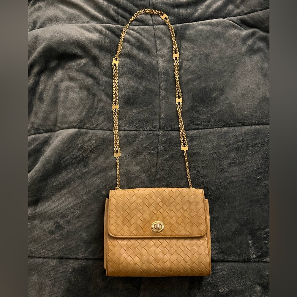 Beautiful Gold Bottega Veneta Woven Crossbody Purse